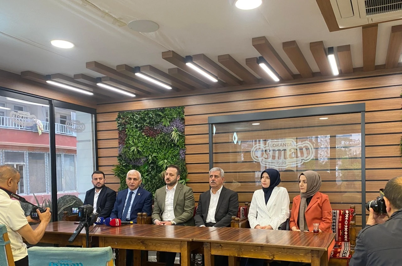 Mervan Gül: &quot;Kentsel dönüşüm Siirt'in vizyon projesidir&quot;