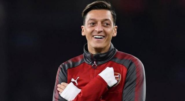 Mesut Özil: Fenerbahçe Türkiye'nin en büyük kulübü