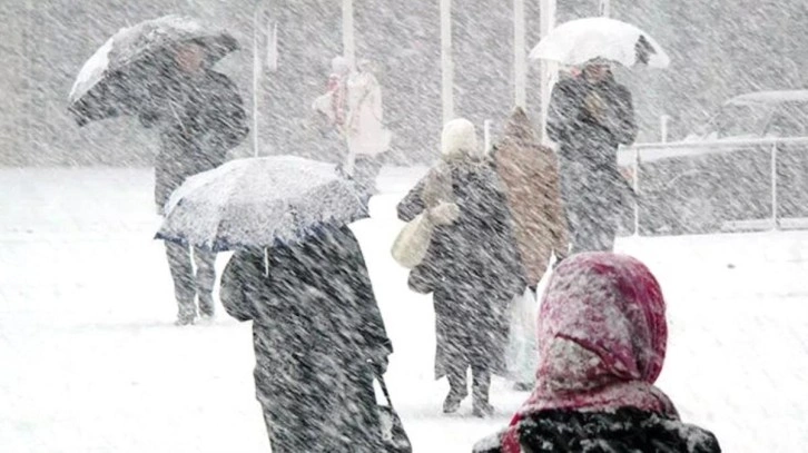 Meteoroloji'den sarı kodlu uyarı! Kuvvetli kar yağışı çok sayıda ilimizi esir alacak