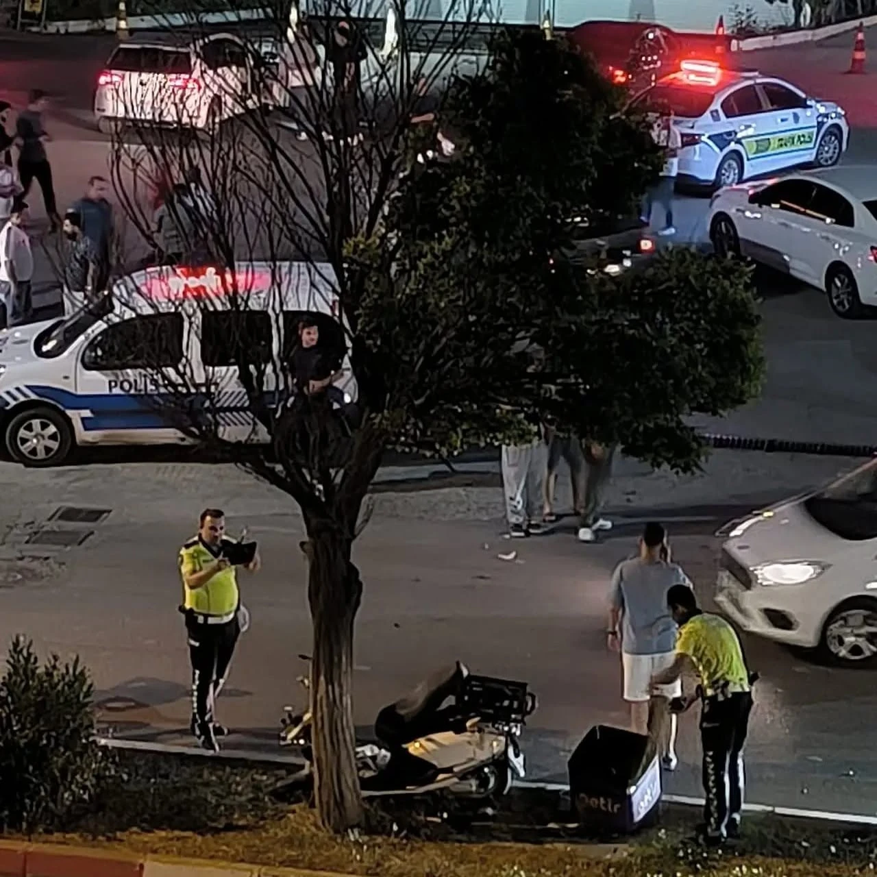 Motosiklet Kazası: Motokurye Yaralandı