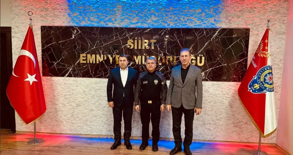 HAYIRLI OLSUN TRAFİĞİ SÜRÜYOR