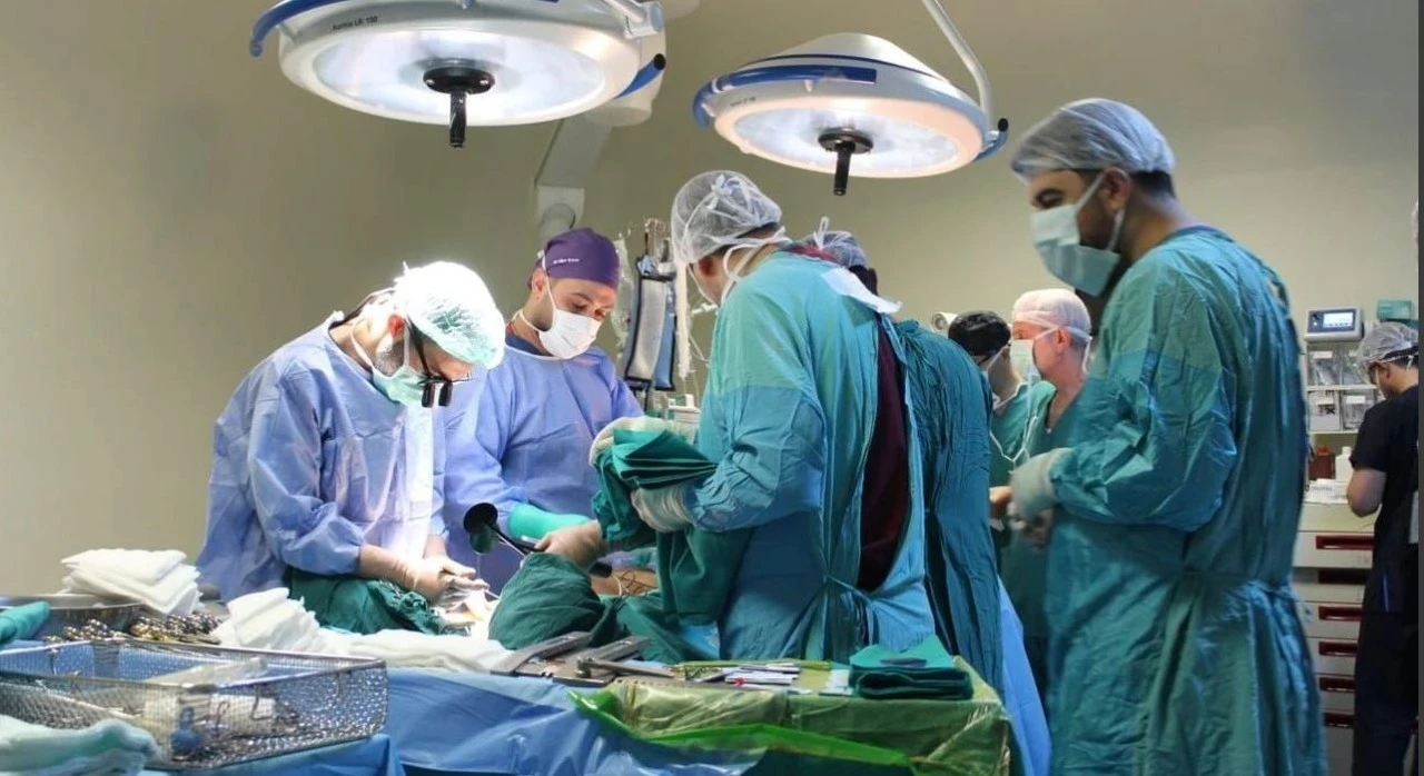 Açık Kalp Ameliyatı Başlıyor