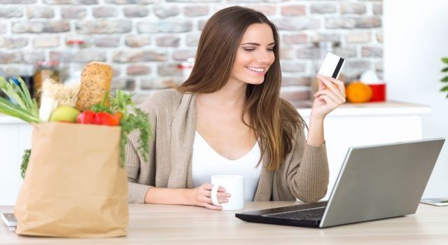 Online alışverişlerde debit kartlar revaçta
