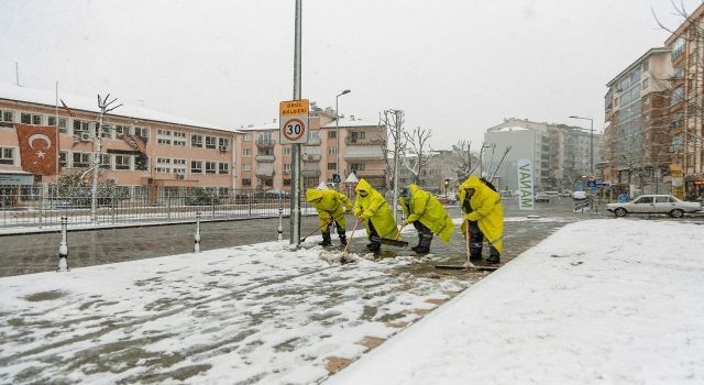 Pamukkale Belediyesi'nden kar mesaisi