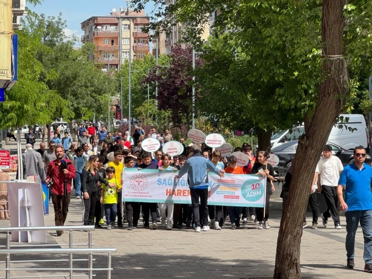 "Sağlık İçin Hareket Et Günü" yürüyüşü düzenlendi