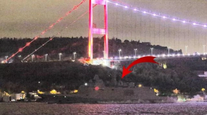 Rusya, İstanbul Boğazı'nı adım adım izlemeye başladı! Fransız savaş gemisi büyük panik yarattı