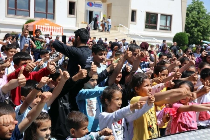 SANKO, Depremden Etkilenen Çoçuklara Sinema Şenliği Düzenled