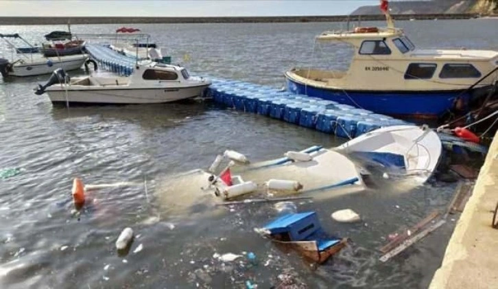 Saros Körfezi'nde fırtına nedeniyle deniz taştı