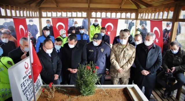 Şehit Fethi Sekin, şehadetinin 4. yılında kabri başında anıldı