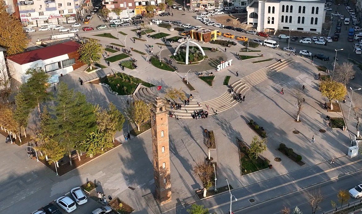 Siirt 15 Temmuz Demokrasi Meydanı Yenileniyor