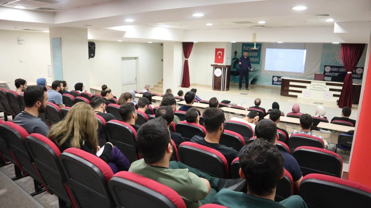 Siirt Eğitim ve Araştırma Hastanesi’nde Sürekli Eğitim Seminerleri Sürüyor