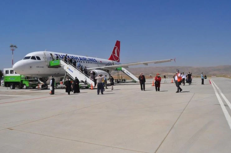 Siirt Havalimanı'nda uçuşlar için bilet satışları başladı
