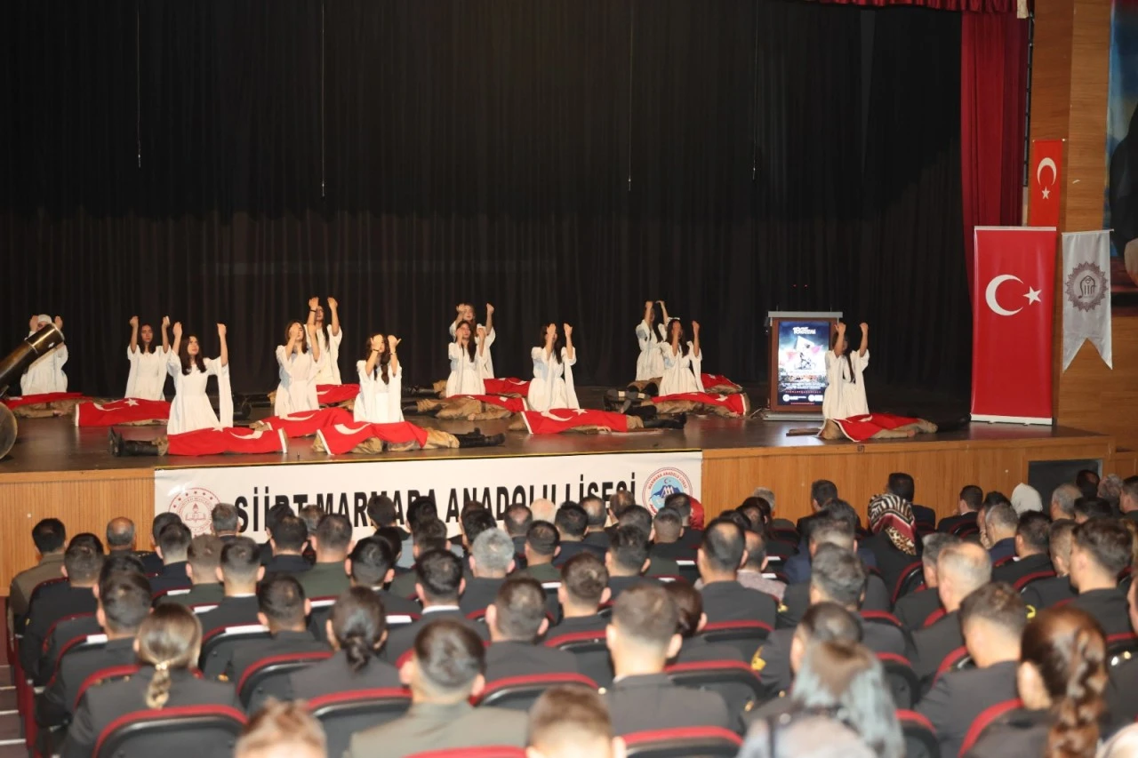 Siirt&rsquo;te 18 Mart Şehitleri Anma G&uuml;n&uuml; Ve &Ccedil;anakkale Zaferi T&ouml;renle Kutlandı