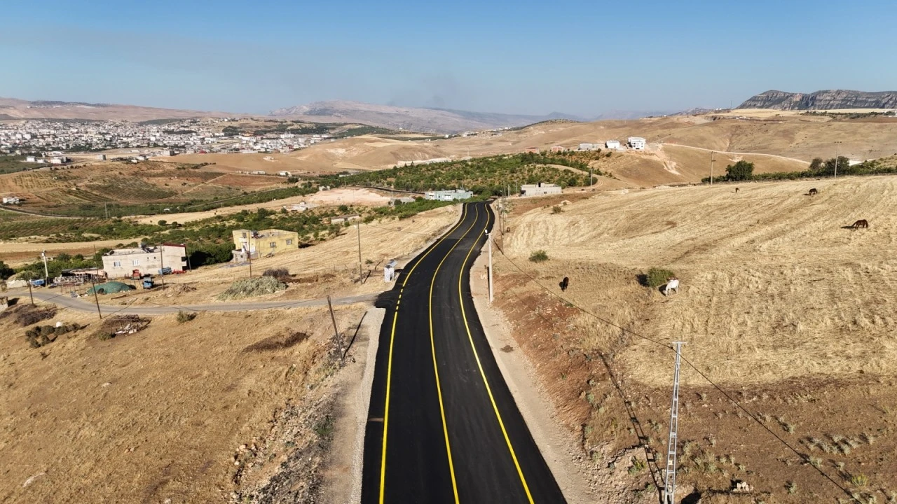 Siirt’te 29 Köy Sıcak Asfalta Kavuştu