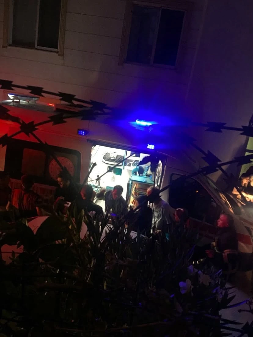 Siirt'te Asans&ouml;rde Ayağı Sıkışan Gen&ccedil; Kız Kurtarıldı