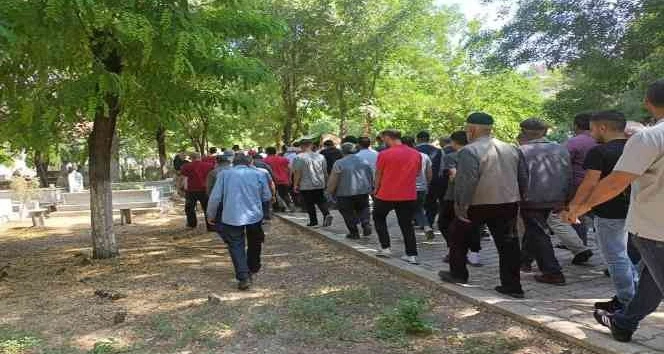 Siirt'te çayda boğulan hemşire toprağa verildi