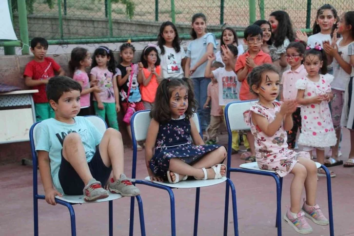 Siirt'te çocuklar için şenlik düzenlendi