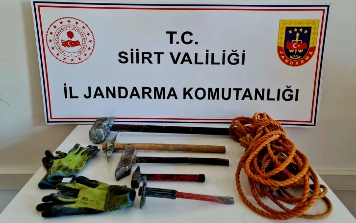 Siirt’te Define Avcılarına Suçüstü Baskın