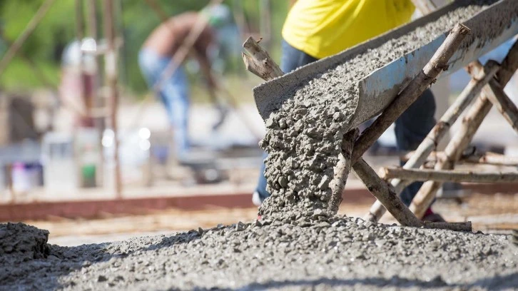 Siirt'te inşaatçıların hazır beton şikayetine Valilik el atmalı