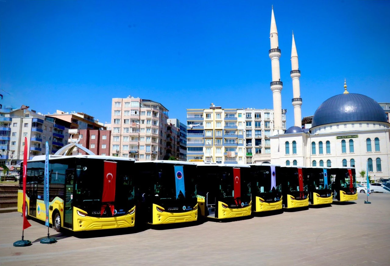 Siirt’te LGS’ye Girecek Öğrencilere Ücretsiz Ulaşım Desteği