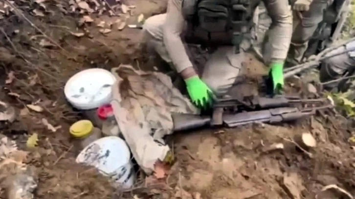 Siirt’te PKK terör örgütüne ait mağara ve sığınaklar imha edildi