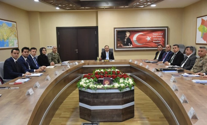 Siirt’te Seçim Güvenliği Toplantısı, Vali Dr. Kemal Kızılkaya Başkanlığında Yapıldı