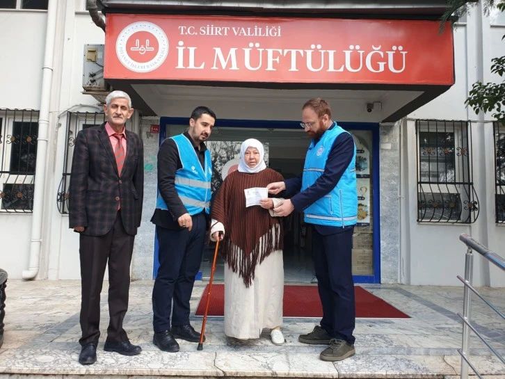 Siirt’te Yaşlı kadın kefen parasını Gazze’ye bağışladı