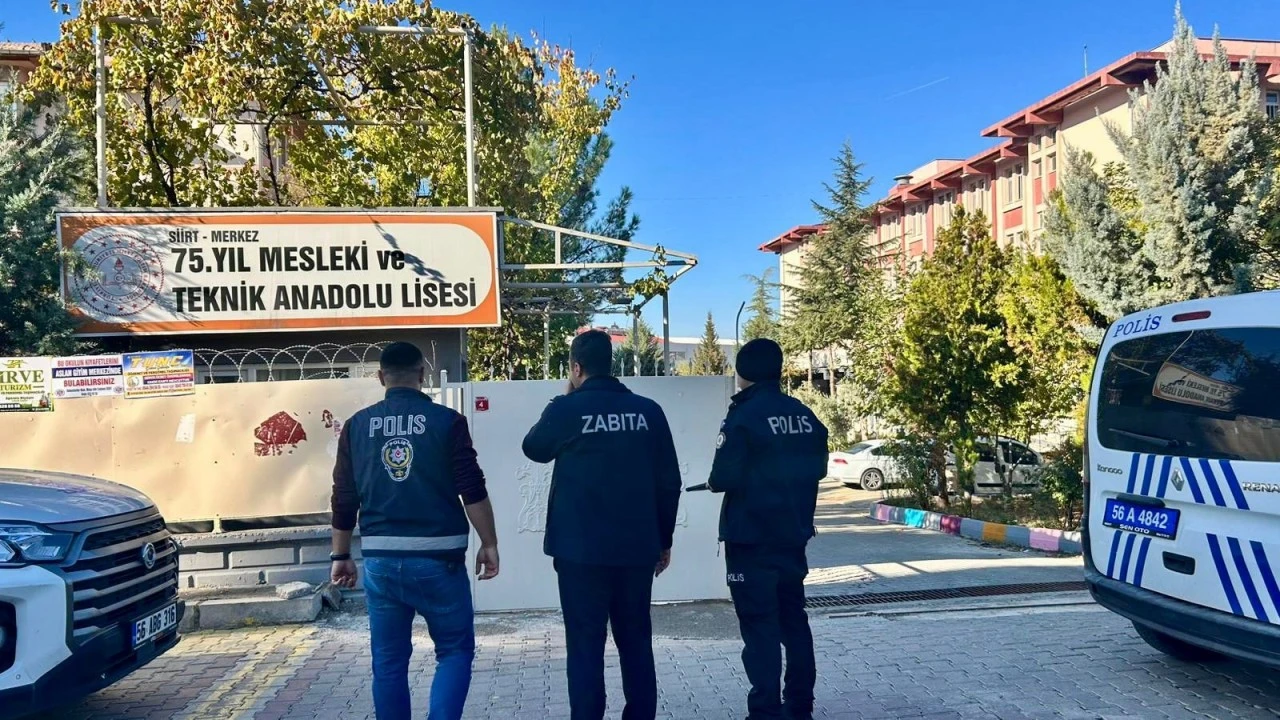 Siirt&rsquo;te Zabıta Denetimleri: 385 İşyeri Uyarıldı, 5 İş Yerine Cezai Yaptırım Uygulandı