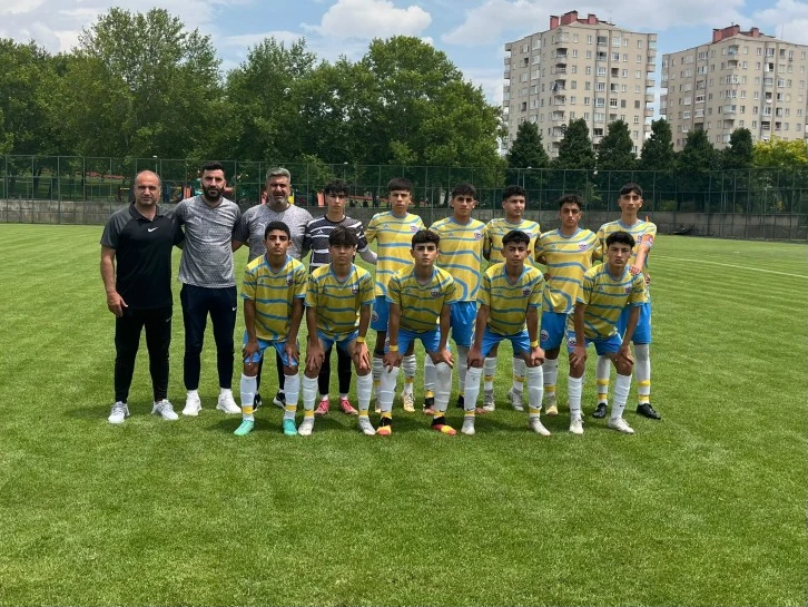 Siirt U15 Futbol Takımı Türkiye'nin En İyi 4. Takımı Oldu