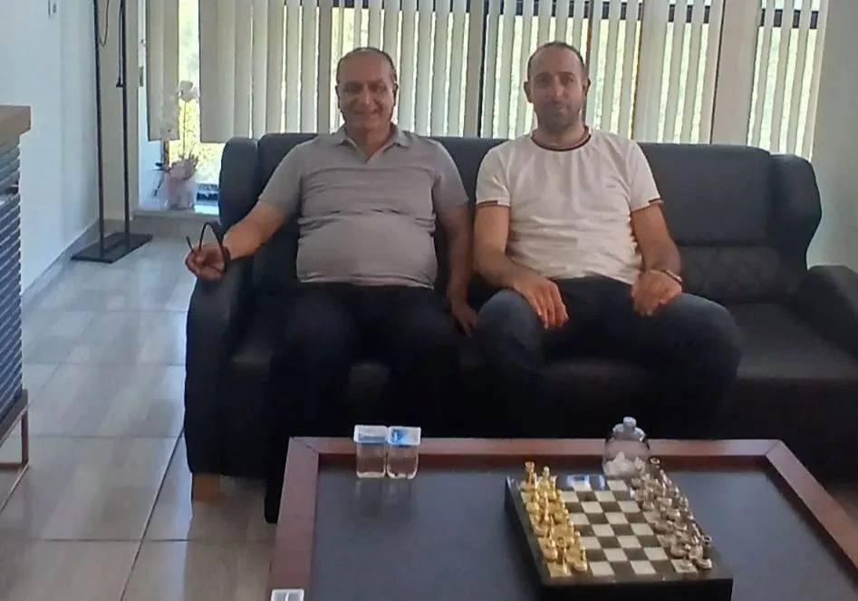 Siirt &Uuml;r&uuml;nleri Tanıtım Derneği Başkanı Emrah'tan, Uğur Mavi&rsquo;ye Teşekk&uuml;r ve Başarı Dileği