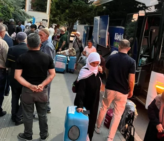 Siirtli Hacılar Yurda D&ouml;nd&uuml;