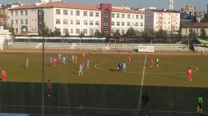 Siirtspor Evinde Kritik 3 Puan Kaybetti