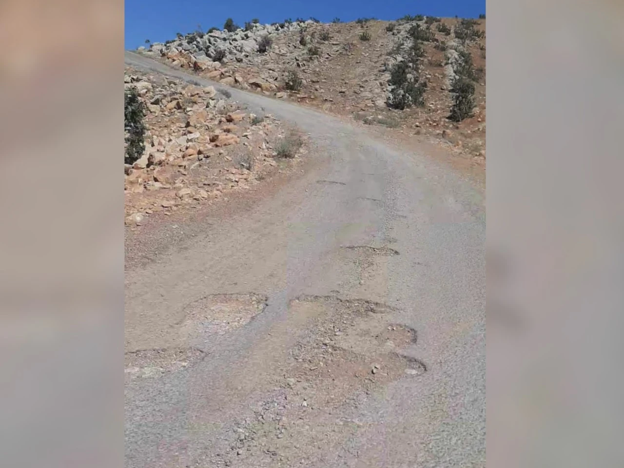 Şirvan’da Köy Yolları Asfalt Bekliyor 