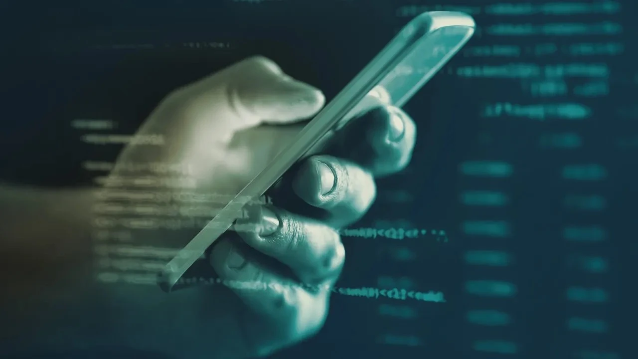 Telefonla Yapılan "Anketlere" Dikkat: Dolandırıcılık Uyarısı