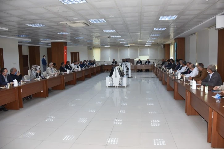 “Tüm gücümüzle, imkânlarımızla gönül birliği yapmalıyız”