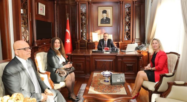 TUMEF Bursa İl Başkanlığı&#039;ndan Vali Canbolat&#039;a ziyaret