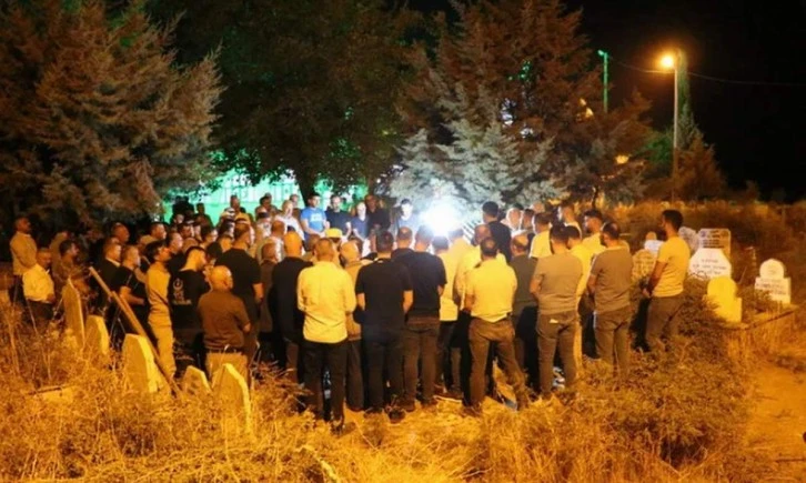 Ümraniye'de silahlı saldırı sonrasında hastanede ölen Çelik'in cenazesi Siirt'te toprağa verildi