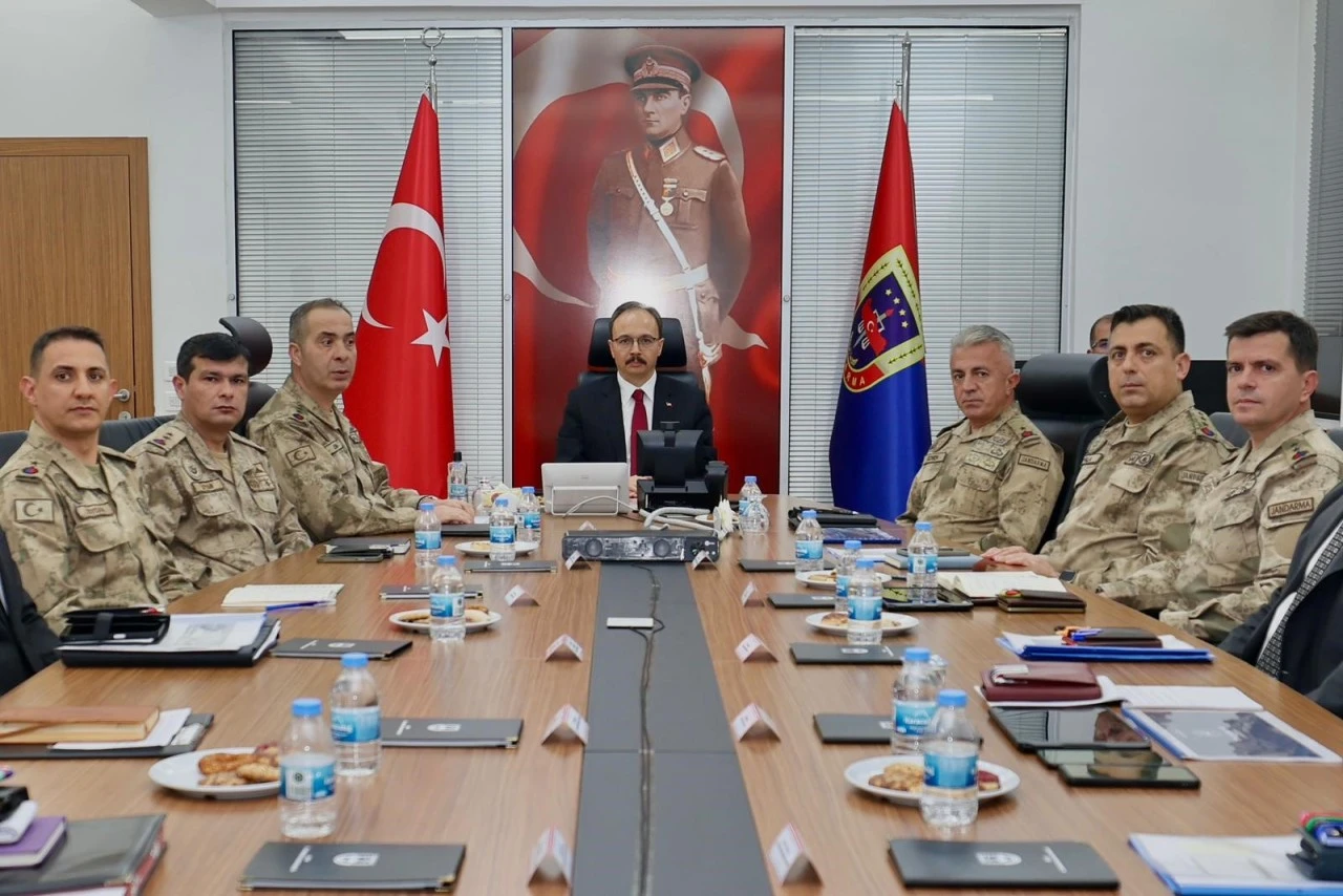 Vali Kızılkaya: &ldquo;Jandarmamız, Siirt&rsquo;imizin Huzuru İ&ccedil;in Gece G&uuml;nd&uuml;z G&ouml;rev Yaparak &Ouml;nemli Başarılara İmza Atıyor&rdquo;
