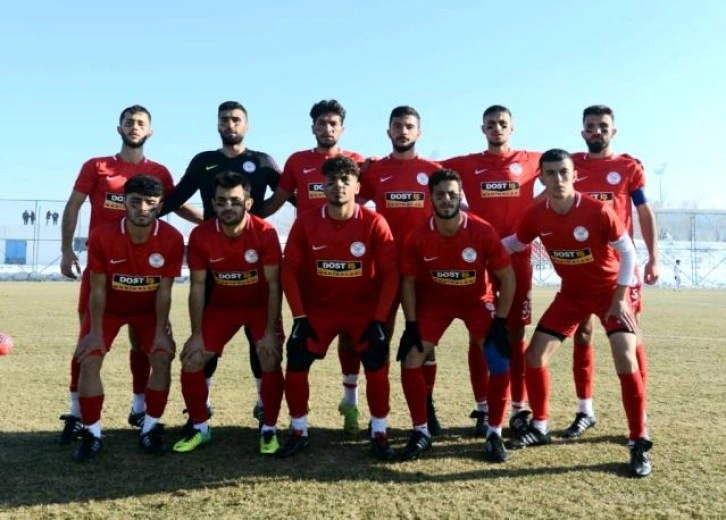 Yakutiyespor dolu dizgin