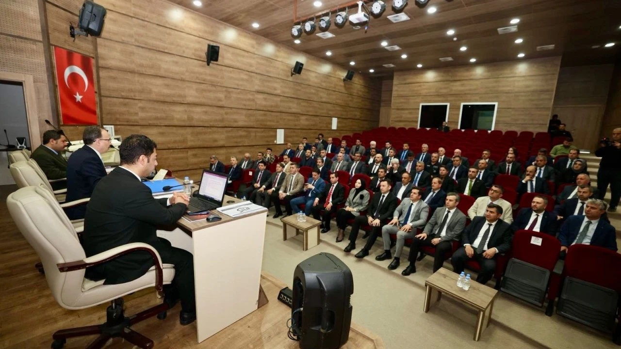 Yatırımlarda Hız Vurgusu