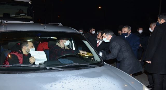 Yavuz Bingöl'den polislere çorba ikramı