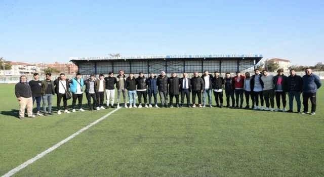 Yenişehir Belediyespor&#039;da hedef 3&#039;ncü Lig