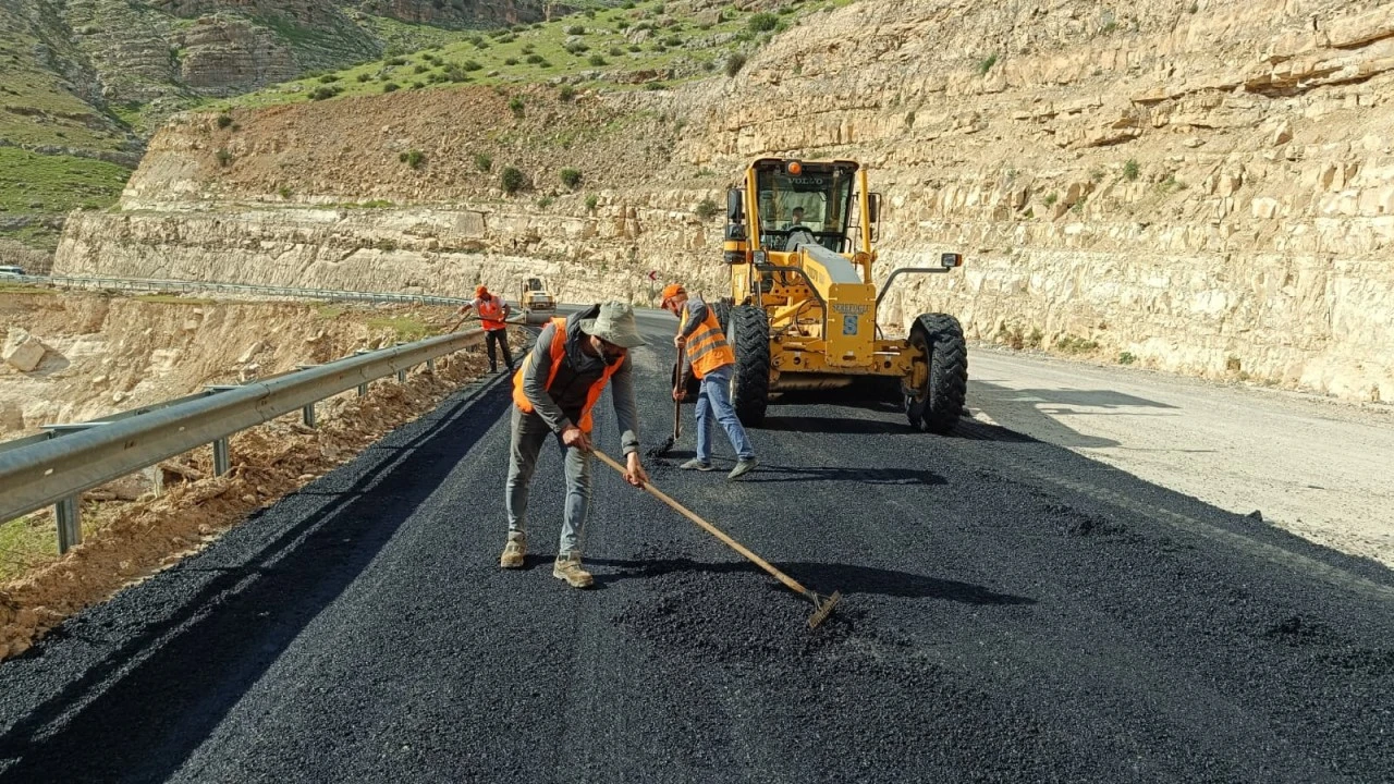 Karayolları'ndan asfalt çalışması