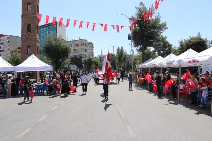 Zafer Bayramı törenle kutlandı