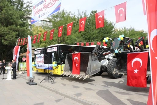 15 YENİ HALK OTOBÜSÜ VE 6 İŞ MAKİNESİ