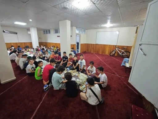 40 Hadis Ezberledi, Bisiklet Kazandı