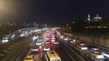 56 saatlik kısıtlama sonrası trafik yoğunluğu