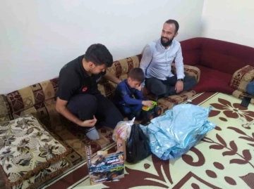 AFAD ekiplerini duygulandıran karşılaşma: Depremde kurtardıkları çocukla Suriye’de görüştüler