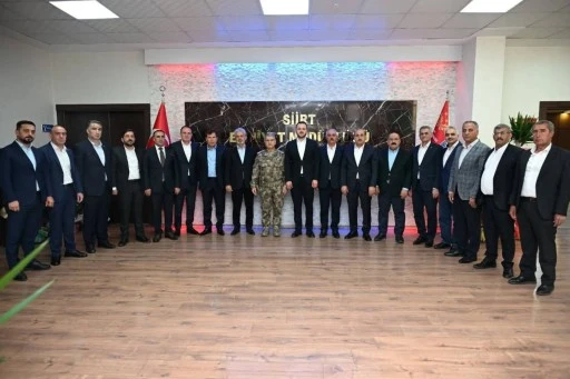 AK Parti Heyetinden Emniyet M&uuml;d&uuml;r&uuml; &Ouml;zdemir&rsquo;e Ziyaret