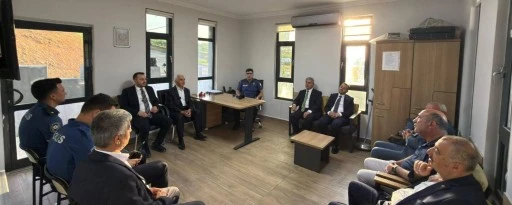 AK Parti Heyetinden Emniyet Uygulama Noktalarına Bayram Ziyareti